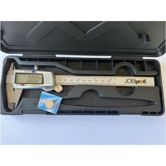 SUWMIARKA Z ELEKTRONICZNYM ODCZYTEM 150MM -zdjęcie numer 1